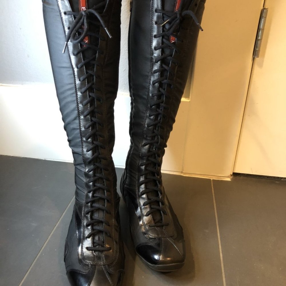 Like New Authentic Lace Up Prada Boots sz 38